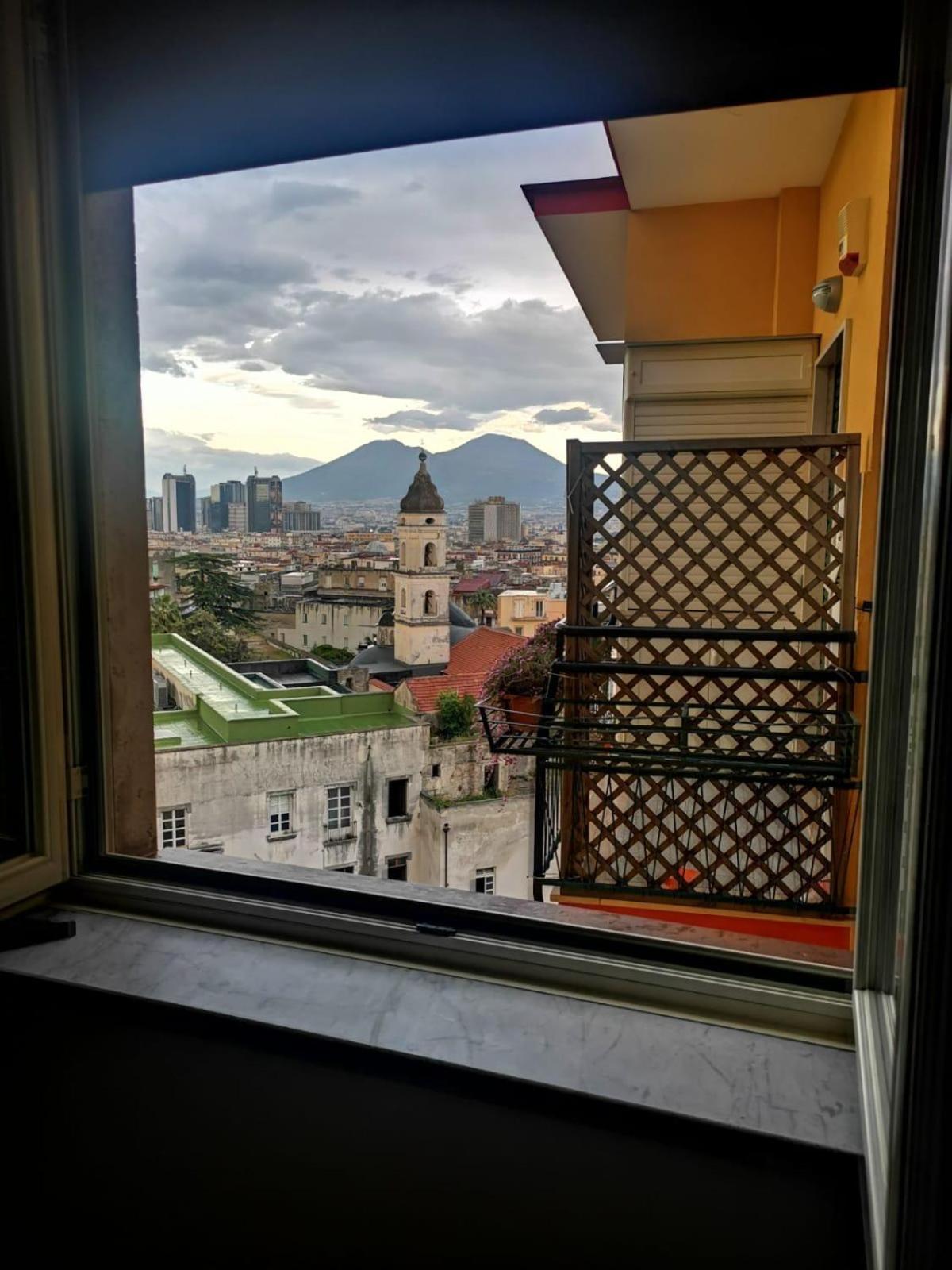 Faccia Gialla Napoli Casa Vacanze 외부 사진